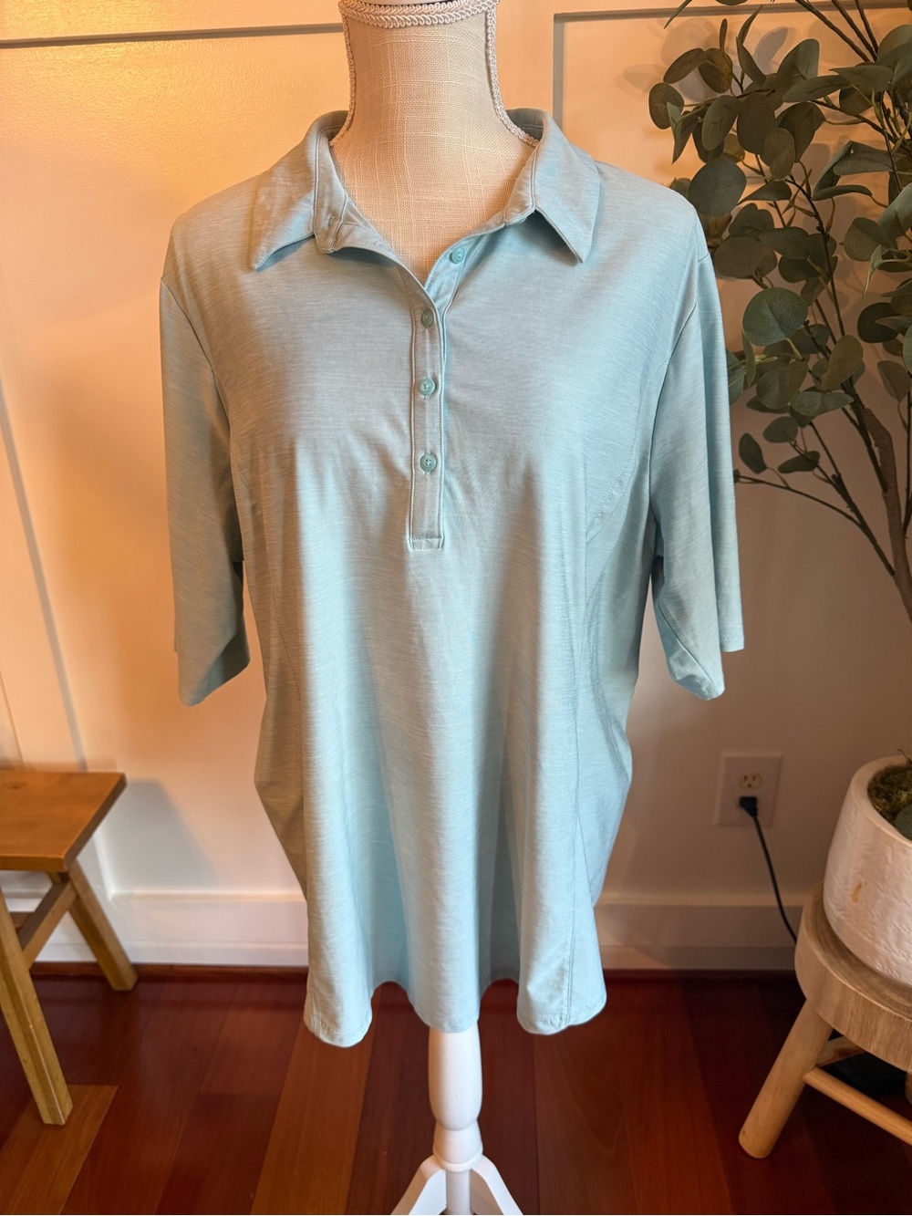 Duluth Trading Co Women's Soft Green Short-Sleeve Polo XL